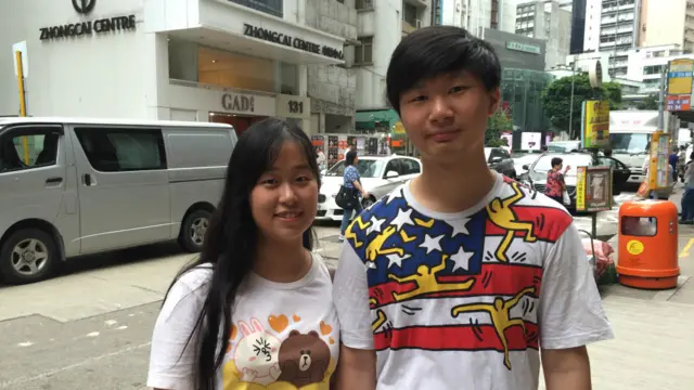 香港学生Twinkle Leung和Jeremy Cheung