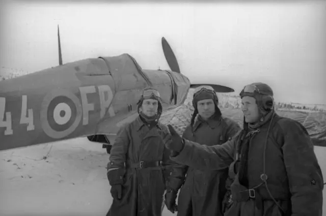 Советские летчики быстро освоили британский истребитель