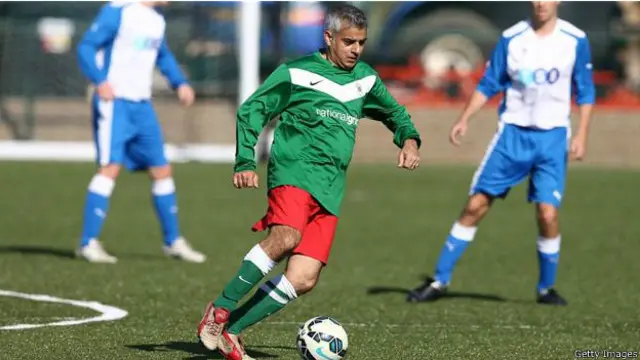 সাদিক খান লিভারপুলের ফ্যান