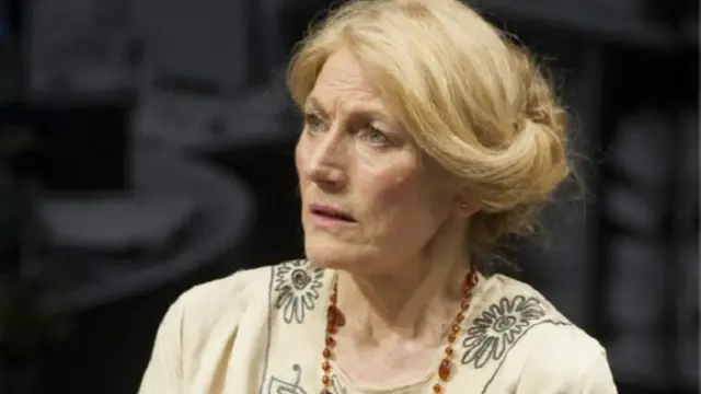 جيرالدين جيمس تلعب دور زوجة برنارد شو في "لورانس ما بعد العرب"