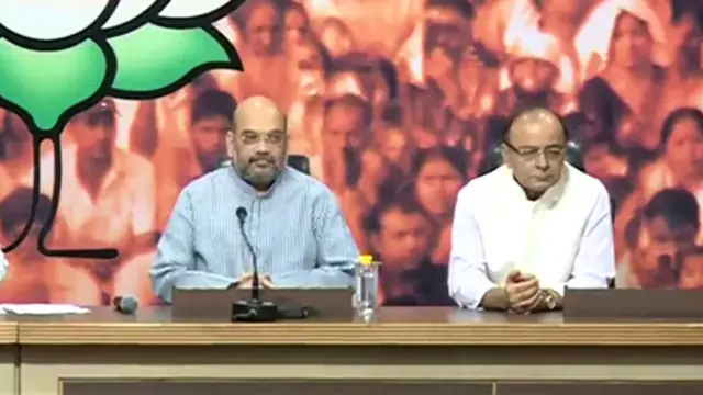 अमित शाह और केजरीवाल