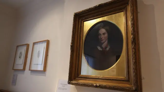 Lukisan foto wajah Charlotte Brontë di bekas rumahnya yang kini menjadi museum di Haworth, Inggris.