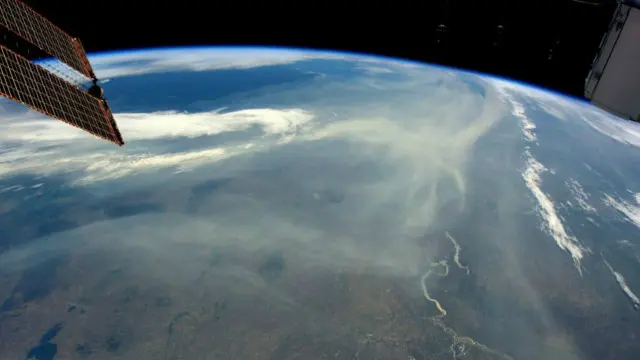 Imagem foi divulgada pelo astronauta britânico Tim Peake nas redes sociais