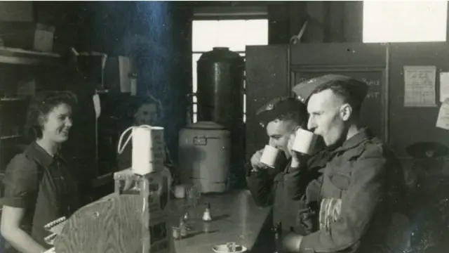 Женщины и солдаты