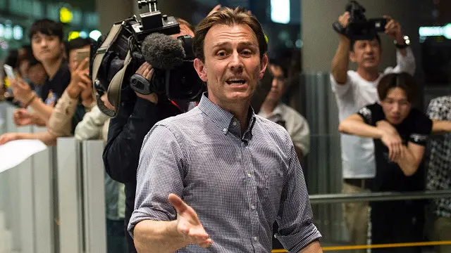 ဘီဘီစီ သတင်း ဌာနက သတင်းထောက် ဟာ တာဝန်ရှိသူ တွေရဲ့ ထိန်းသိမ်းမှု ကို ခံခဲ့ရပြီး နိုင်ငံ အတွင်း ကနေ နှင်ထုတ် ခံခဲ့ရ