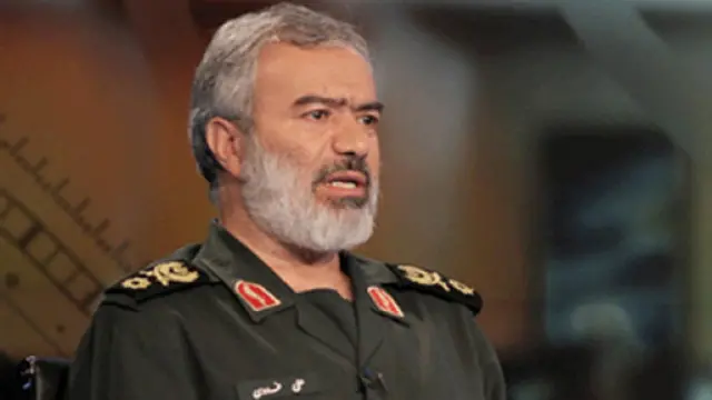 فرمانده نیروی دریایی سپاه گفته "از سال ۹۴ اعلام کردهایم که اینجا خلیج فارس است و آمریکاییها باید در این منطقه به زبان فارسی با ما صحبت کنند"