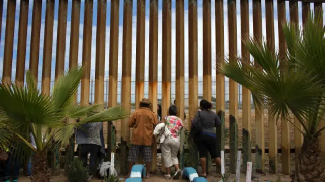 美国和墨西哥边界护栏