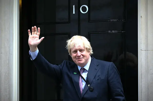 Борис Джонсон на Даунинг стрит, 10