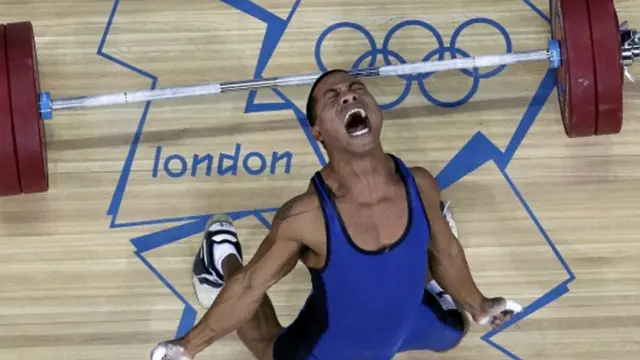 वेटलिफ़्टर