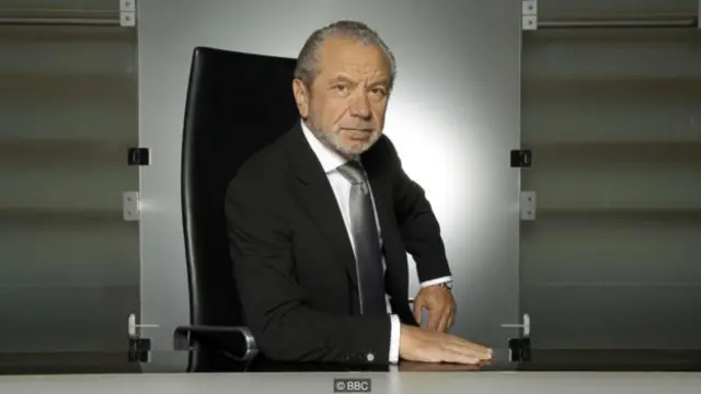 阿兰·舒格(Alan Sugar)主演了英国版真人秀《学徒》(The Apprentice)(图片来源：BBC)