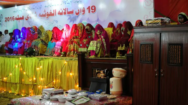 الغوثیہ آرگنائزیش کے زیر اہتمام اس سے پہلے بھی اجتماعی شادیوں کی کئی تقریبات کا انعقاد ہو چکا ہے۔