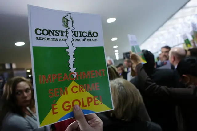 Cartel de la bancada del PT