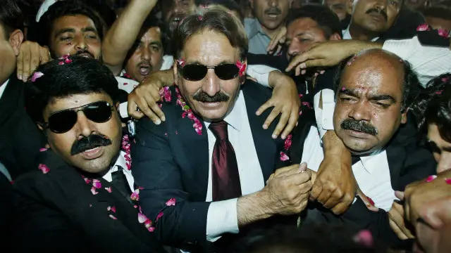 12 مئی کو افتخار محمد چودھری نے سندھ ہائی کورٹ بار کے 50 سالہ تقریب سے خطاب کرنا تھا