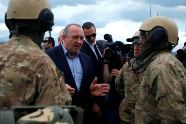 Президент Маргвелашвили на военных учениях