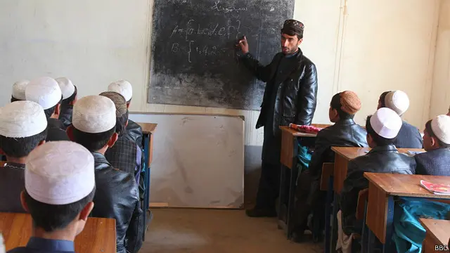 پکتیکا د افغانستان په سوېل ختیځ کې پروت سرحدي ولایت دی، د اوسېدونکو شمېره یې تر یو میلیون کسانو رسېږي