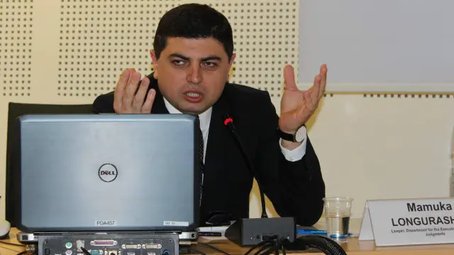 Mamuka Lonquraşvili deyir ki, Avropa Şurasına üzv olan ölkələr öhdəliklər götürürlər və hər zaman buna sadiq olmalıdırlar.