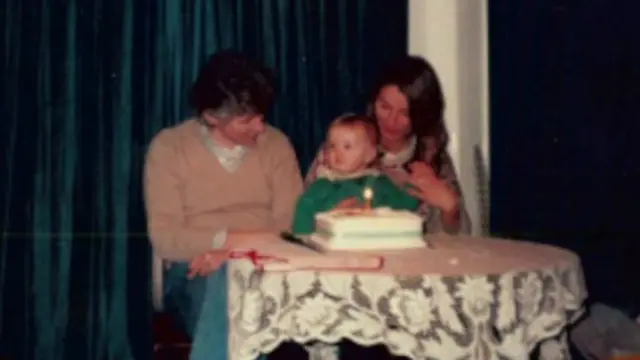 El cumpleaños de James