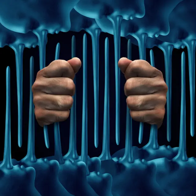 No son mentiras, pero quizás sí son falsedades, aunque los testigos honestos estén seguros de que están relatando las cosas tal y como fueron. 