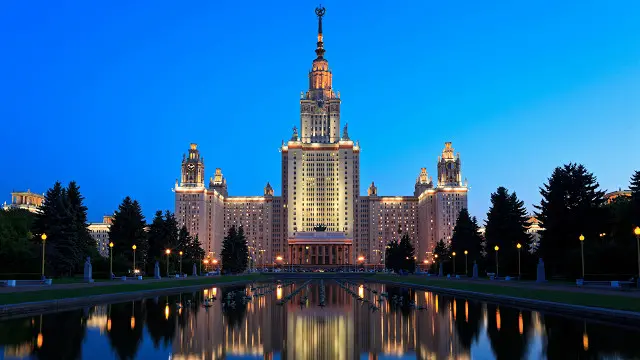 Men Anjelina Valentinada tugatdim Dantelli ichki kiyimdagi katta kokrakli ayollarning porno fotosuratlari