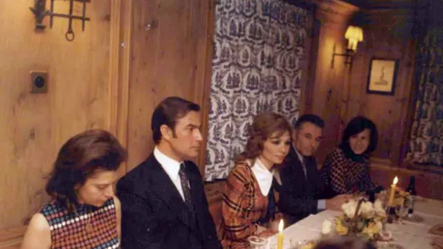 رضا قطبی در کنار فرح دیبا