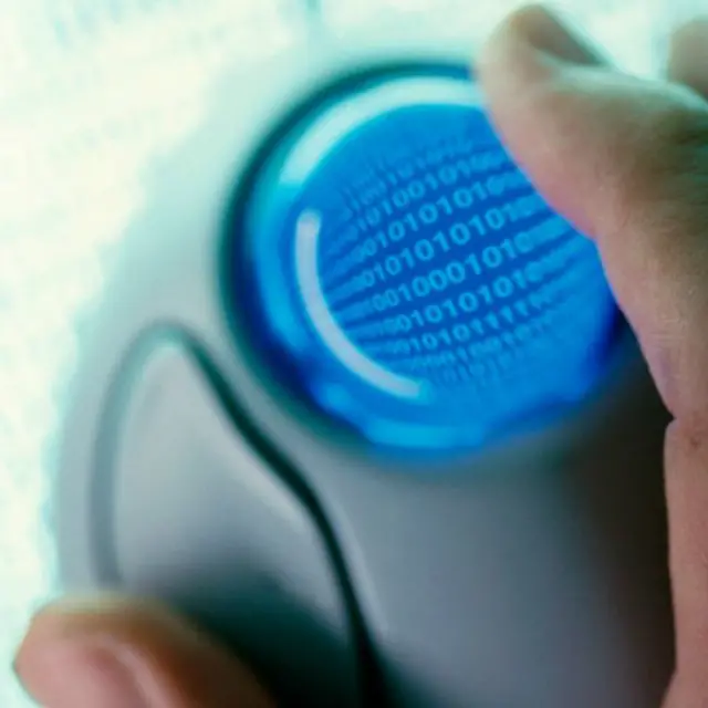 Как работает алгоритм фильтрации новостей Facebook, известно лишь самой компании