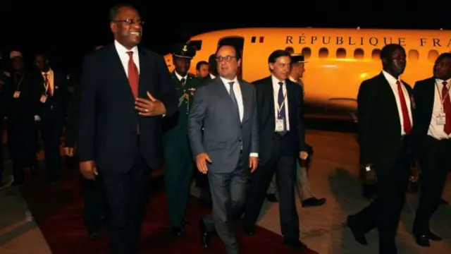 ابوجا میں منعقد ہونے والی سربراہی کانفرنس میں شرکت کے لیے کئی ممالک کے سربراہ پہنچ گئے ہیں