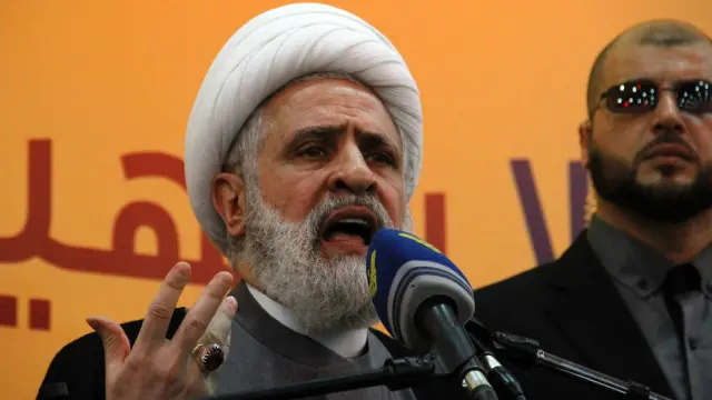 قال نعيم إن حزب الله لديه "دليل واضح" على الطرف المسؤول عن الحادث.