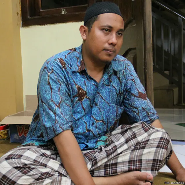 "Berangkat dari kegelisahan sahabat-sahabat dan teman-teman ketika melihat banyak paham-paham radikal Wahabi masuk desa-desa di Pamekasan, bukan hanya di kotanya," Maltuful Anam menjelaskan alasan pendirian organisasi Gesper. 