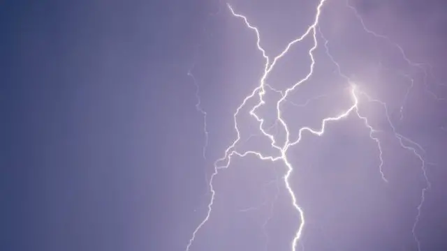 آڑیسہ میں اس سے قبل بھی بجلی گرنے کے واقعے میں درجنوں افراد ہلاک ہوئے تھے