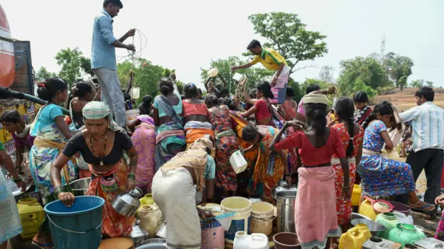 बूंद-बूंद को तरसती ज़िन्दगी