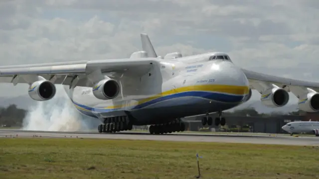 ан-225