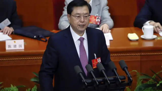 张德江在全国人大会议上（9/3/2016）