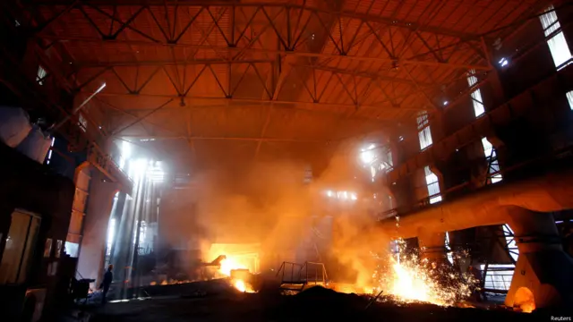 陕西某钢铁厂(资料照片)