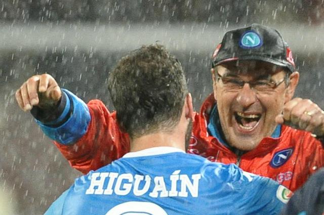 Una persona que fue clave en el gran año de Higuaín en el Napoli fue su entrenador, Maurizio Sarri.