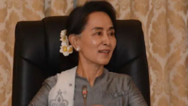 နိုင်ငံခြားရေး ဝန်ကြီး ဒေါ်အောင်ဆန်းစုကြည်နဲ့ ၄၅ မိနစ် ခန့် တွေ့ဆုံခဲ့