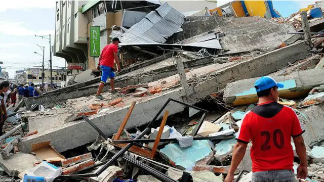 Manta, na provpincia de Manabí, foi uma das regiões mais afetadas pelo abalo do mês passado