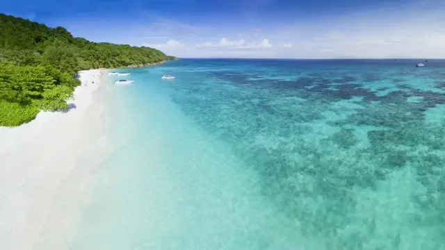 Bãi biển đảo Koh Tachai
