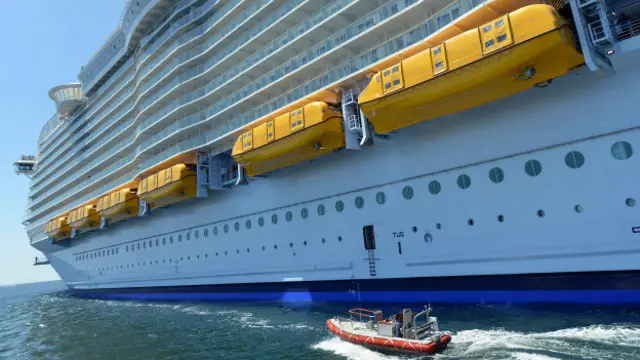 Layner ABŞ-ın Royal Caribbean International şirkətinin sifarişilə tikilib.