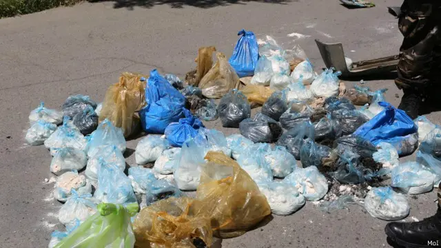 په موټر کې ځای پرځای شوي چاودېدونکي توکي