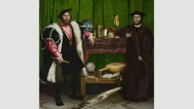 小汉斯·霍尔班的油画《大使们》（1533）上，一个骷髅从黑暗的背景中跃然而出。（图片来源: Wikimedia Commons）