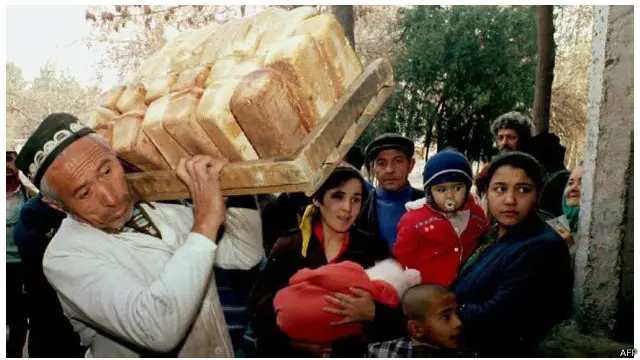 Тожикистондаги 5 йиллик фуқаролар урушида 20 минг инсон ҳалок бўлган, 600 минг киши яшаб турган жойини ташлаб қочган.