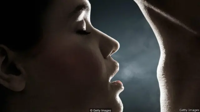 Seks daha xoşbəxt edir, yoxsa xoşbəxtlik daha yaxşı seksə yol açır?, - tədqiqatçılat bu suala cavab tapmağa çalışıblar. 