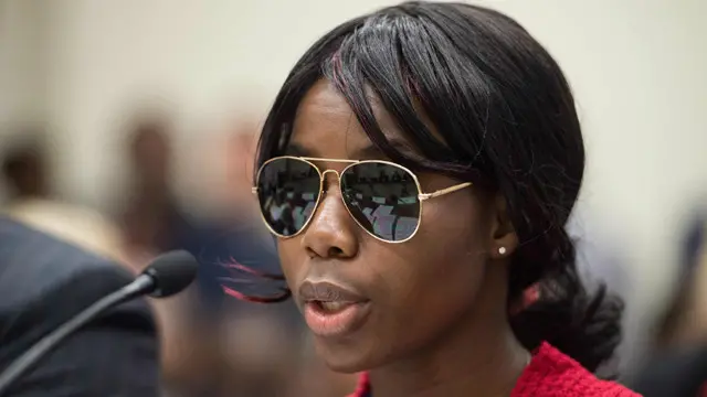 الفتاة النيجيرية (ساعه) التي اختطفت مع 250 تلميذة اخرى من قبل بوكو حرام ولكنها تمكنت من الهرب بالقفز من الشاحنة التي كانت التنظيم ينقلهن بها وغادرت الى الولايات المتحدة