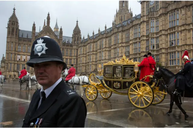 Отъезд королевы