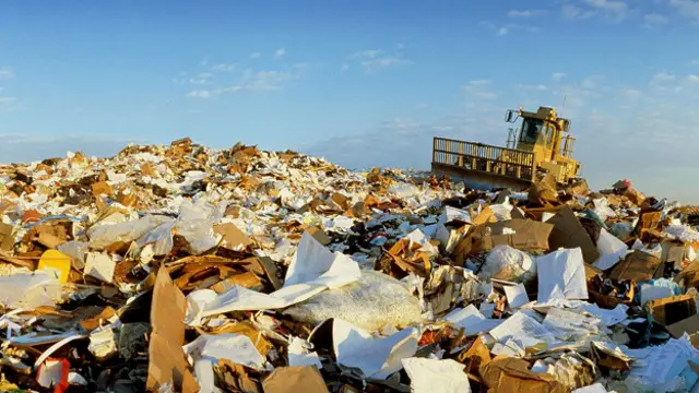 Космические снимки помогают найти незаконные свалки