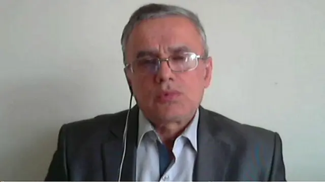 تقی رحمانی، همسر خانم محمدی خود چهارده سال از عمرش را زندانی بوده است