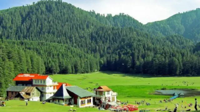 印度北部的 Khajjiar 有“小瑞士”之称