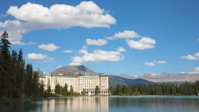 加拿大洛磯山脈。