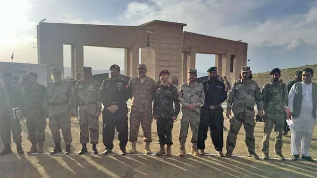 افغان حکومت ماضی میں بھی انگور اڈہ اور اس کے ساتھ واقع پاکستانی علاقے پر دعویداری ظاہر کرتی آئی ہے جس کی وجہ سے اکثر اوقات اس چیک پوسٹ پر کشیدگی بھی رہی ہے