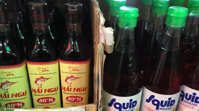 Nước mắm trong siêu thị của Mỹ đã bị đẩy giá lên vì người Việt đổ xô đi mua
